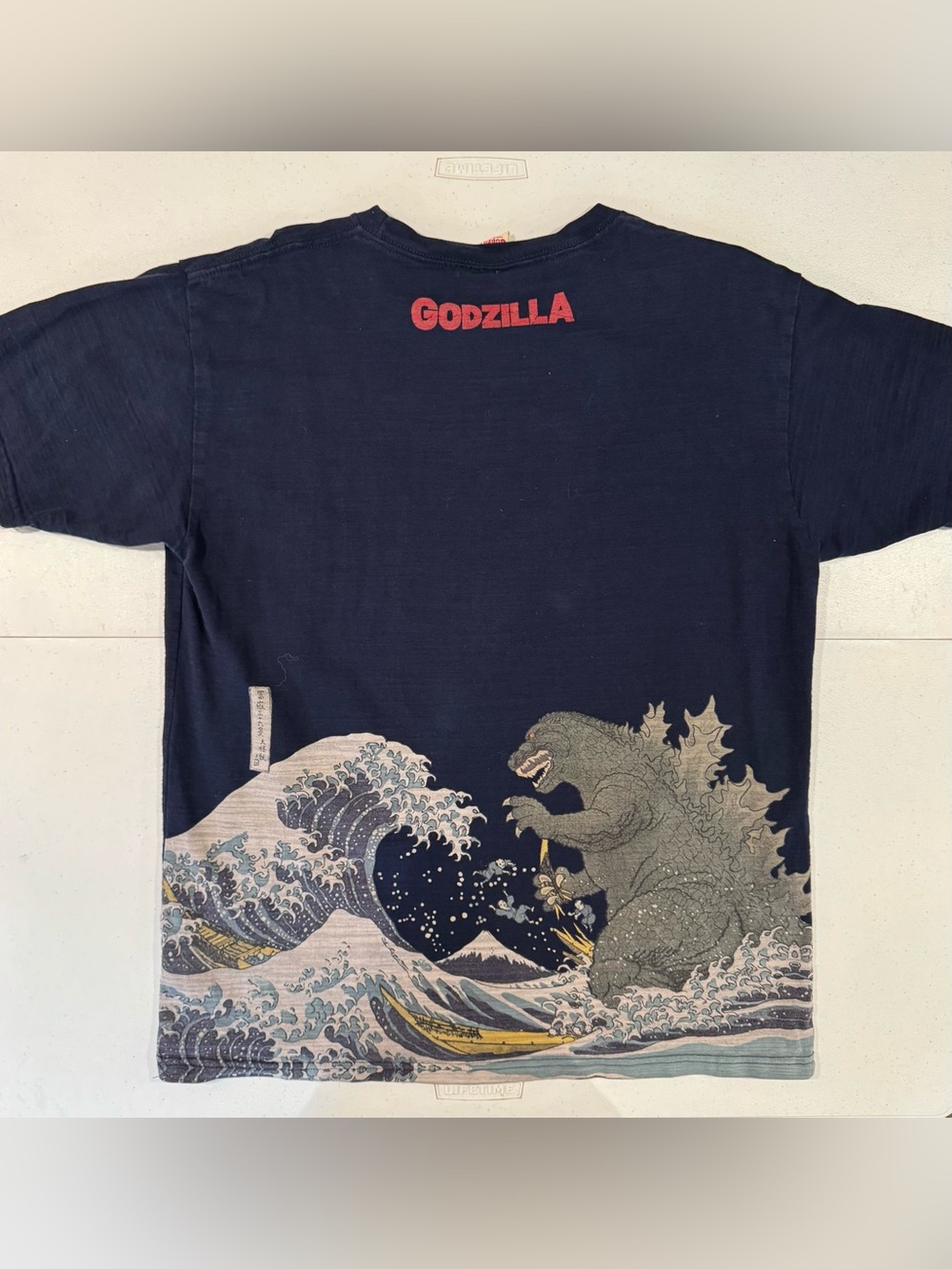 Godzilla Toho Japan The Great Wave of Kanagawa t shirt size XXL 2XL